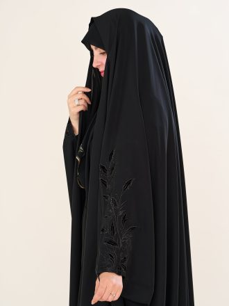 چادر عربی اصیل گلدوزی شده پارچه ندا کره اصل طرح حورا کد CH222078